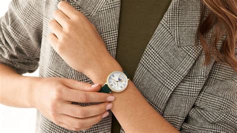 Orologi Gucci Donna: 6 segnatempo di classe per un look 